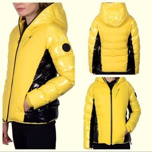 Body Glove Hooded Down Jacket in Dandelion